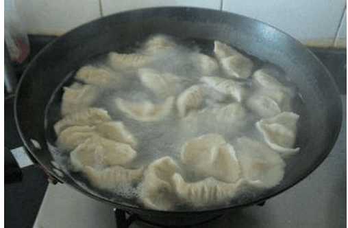 包饺子前多放一个料, 保证饺子好吃不破皮!