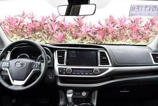 唯一不被骂的日系SUV，为夺市场又推新车，2.0油耗8.2L，售24万