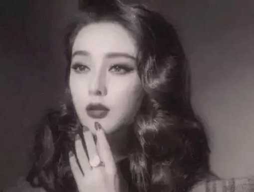 女星穿越到百年前,赵丽颖撩人,杨幂灵气四溢,最