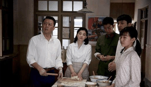 《父母爱情》中的江昌义, 现实中却是他的亲儿