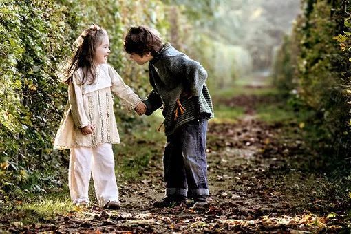 读后感:《不能承受的生命之轻》,一本读不完的