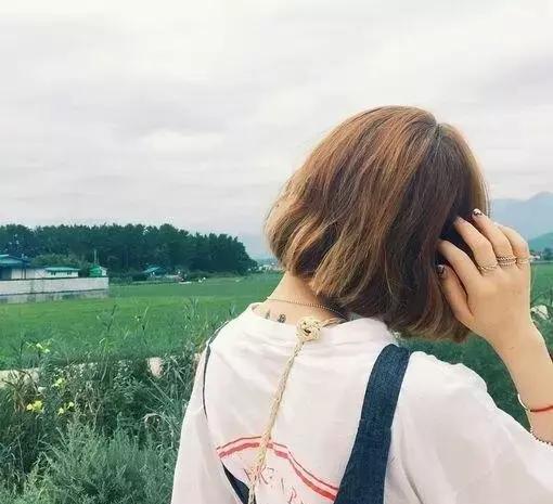 短发女孩的个人头像这么拍~ 逆龄,清新又出众