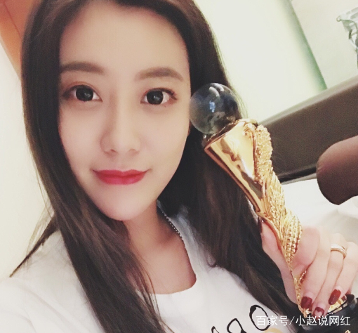 曲肖冰出山瞬间碾压所有一线歌手，网友:快手力量真可怕!