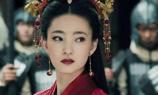 王丽坤演妲己被吐槽是最丑的一届 新版《封神》与二郎神谈恋爱