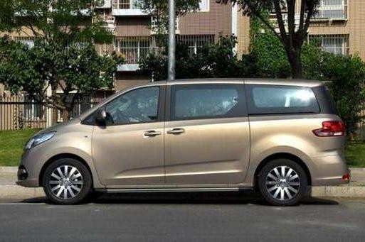国产最给力MPV, 在上海是街车, 全景天窗+按摩座椅, 卖14万