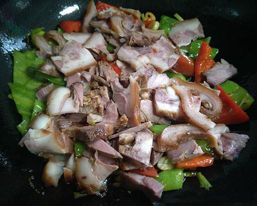 为什么你炒的青椒炒猪头肉不好吃?答案在这里,肥而不腻成本低
