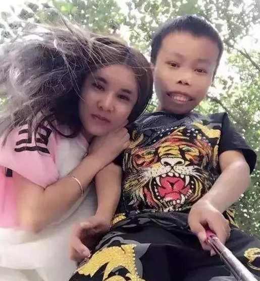 昔日快手第一网红,如今已被永久封杀,1400万粉