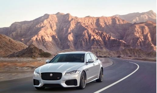 与之宝马5系对抗的“捷豹XF”