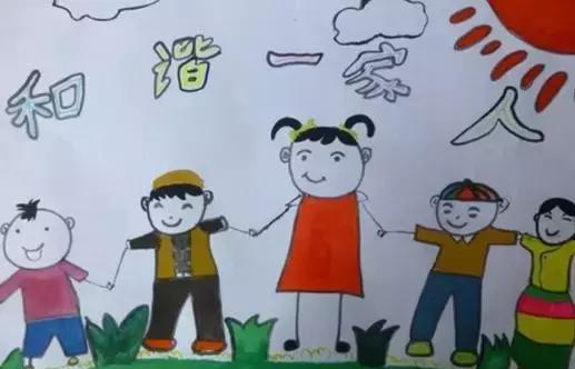 儿童美术绘画作品:幸福的一家人,画出家庭相处中的温馨时刻