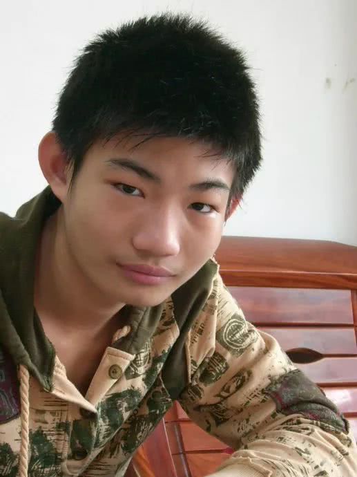 信阳罗山23岁小伙饿死家中 拍成电影却迟迟未能上映