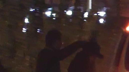 张静初约会富二代共进浪漫晚餐，男友护花力max贴心摸头