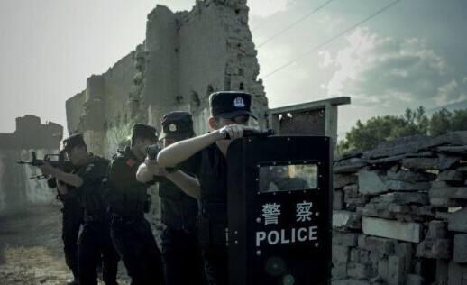 新疆又招260名警察,本科月薪8000+新疆这么缺