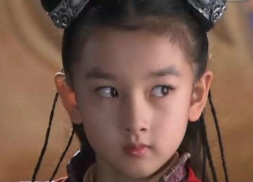 曾经饰演《宝莲灯前传》的小哪吒，如今实在太美了