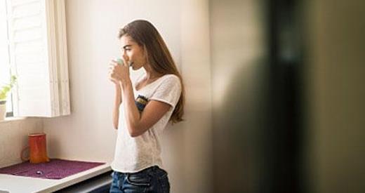 月经推迟10天正常吗