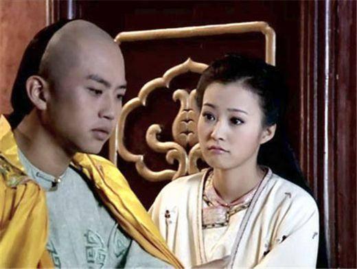 都是邓超最爱的人，一个前任，一个现妻，但对比两人美貌却尴尬了