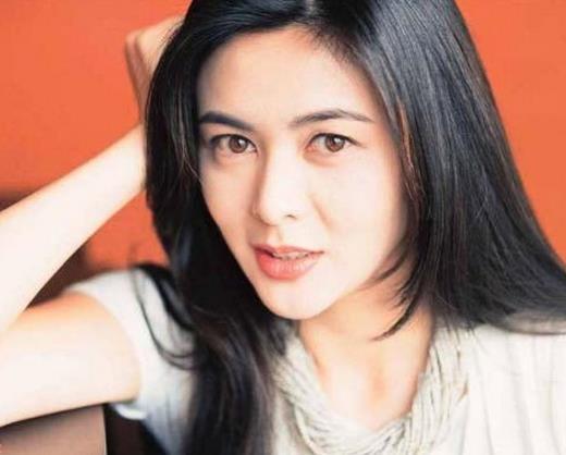 刘銮雄坦言:甘比不在乎钱,其实很单纯,她在我心