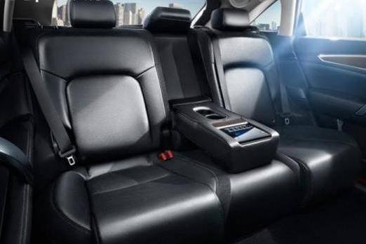 四款最有面子的中型SUV，30万拿下，回家过年让人刮目相看