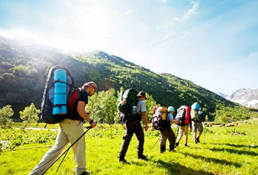 【登山装备一览表】户外登山装备有哪些 户外登山用品有哪些