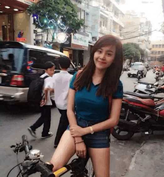 实拍越南胡志明市街上的女孩个个勤劳善良长得有韵味