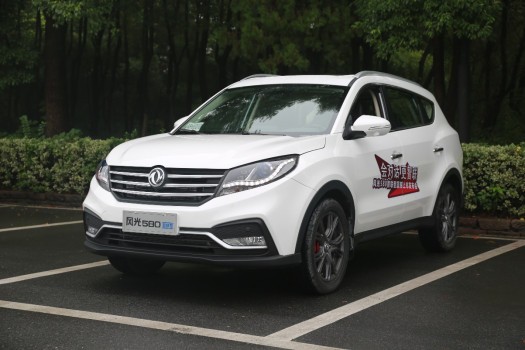 智能网联新选择 试驾东风风光580智联型