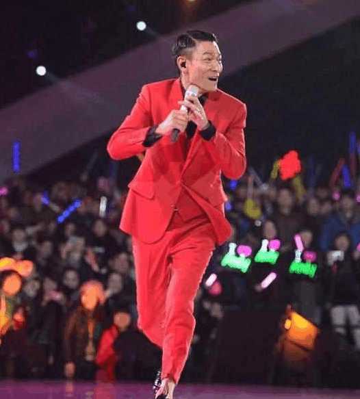 天佑压轴浙江卫视跨年晚会,叫板刘德华,收视率