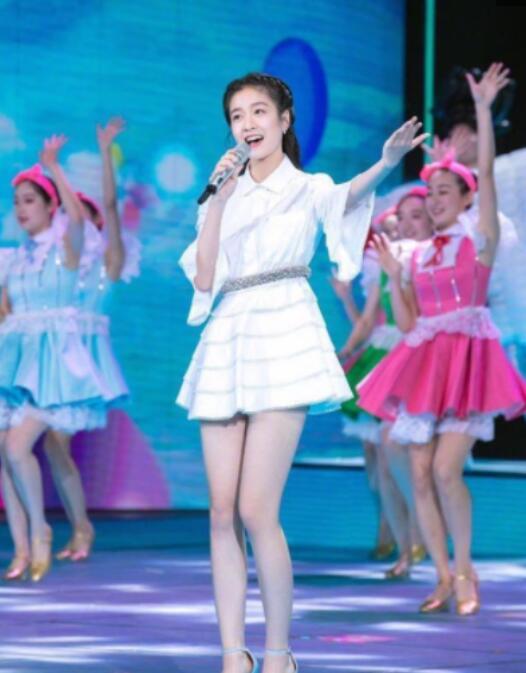 关晓彤张子枫张雪迎,谁最美?