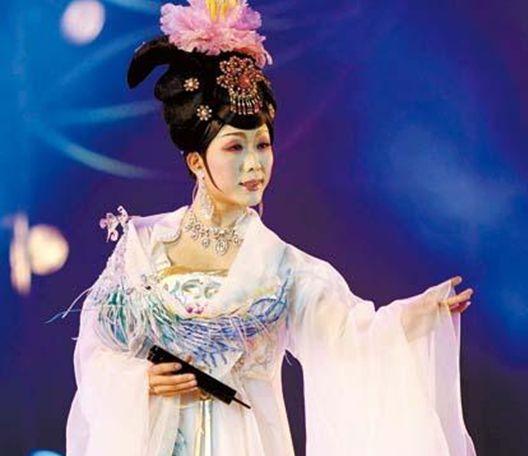 李玉刚为何不是冠军？最具争议的2006届星光大道冠军是谁？