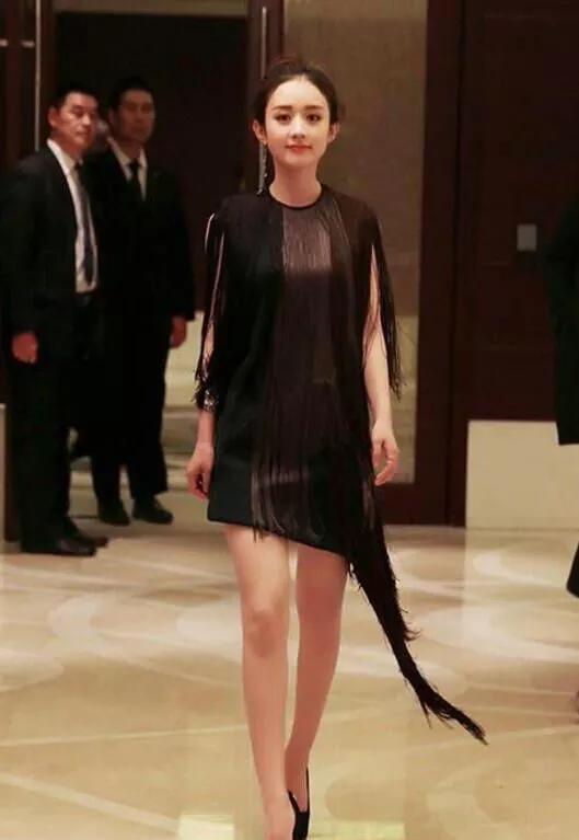 被杨幂粉丝骂,赵丽颖说了五个字,网友:活该粉一