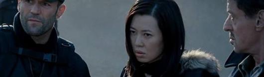 《敢死队2》中扮演女主Maggie的她，真的和朱莉一样的性感