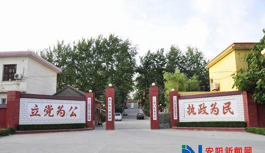 河南安阳的几个火车站，高铁站即将引出4条高铁线路