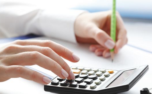 学这三大专业的人很适合考公务员,录取率高,岗