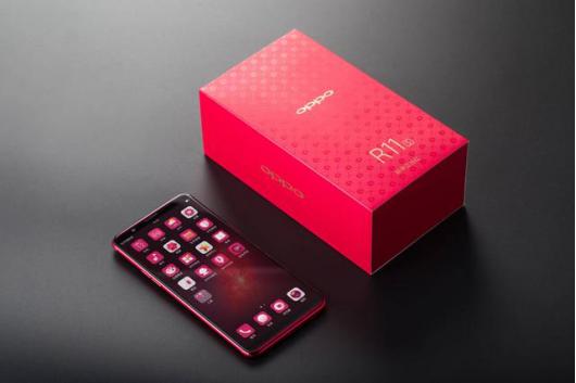 星幕屏+Lucky Dog,OPPO R11s星幕新年版最适