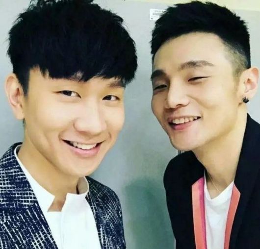 李荣浩的小眼睛才真是圈粉利器!