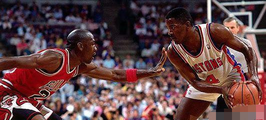 回顾经典:1990年,公牛VS活塞G7,乔丹法则的巅