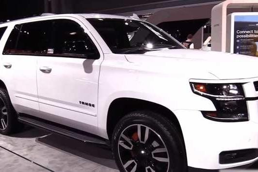 又一款大7座SUV! 车身比路虎揽胜大一圈, 30万出头带四驱!