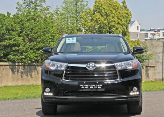 SUV哪款油耗低，空间大？大丰田汉兰达裸车若干前钱？