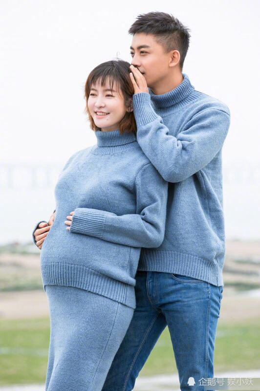 李晟李佳航首晒恩爱孕照，这个情人节一家三口过