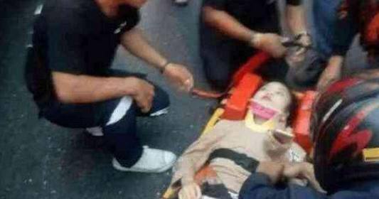 泰国图片在韩国出车祸衣服被扯破险走光,当地美女踩油门女生图片