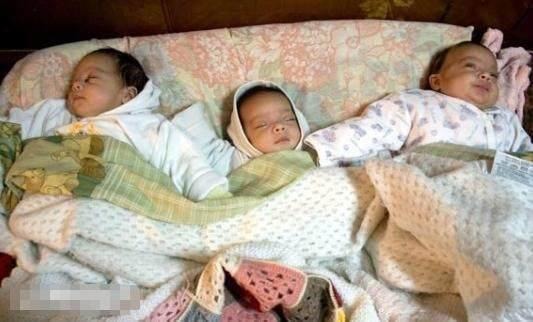 女孩16岁为3个男人生了9个孩子,原因让众网友