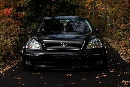2003 Lexus ls430，堪称豪华车外形设计的典范