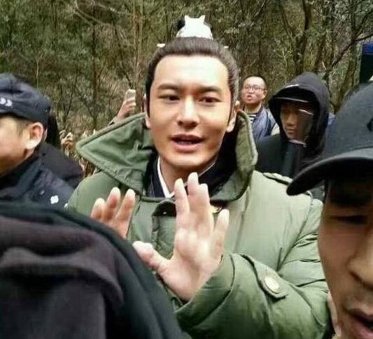 明星高烧晒度数 陈乔恩39°7就被指太做,黄晓