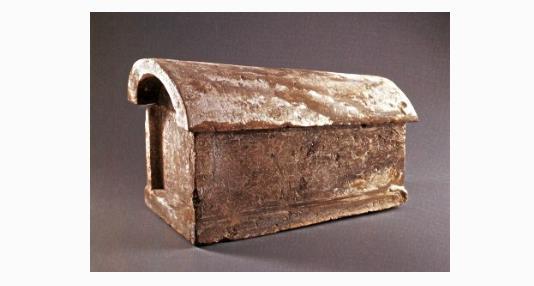 西安这古墓, 盗墓贼都嫌弃不要, 考古队进去发现