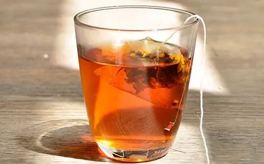 一两春茶一两金,春喝绿茶正当时,这样搭配泡水