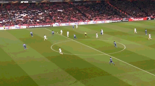 温格爱将漏洞百出险酿惨剧 教授已老眼昏花?