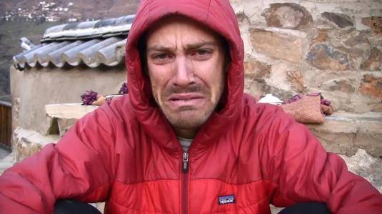 嫌出国签证不好办?老外办中国签证难到想哭…