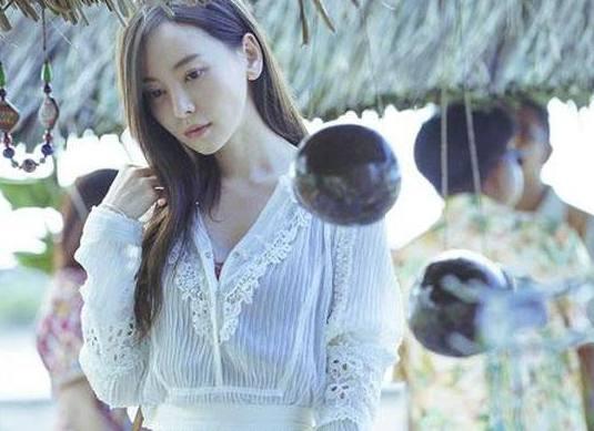 《前任攻略3》票房破12亿,女主于文文上热搜,