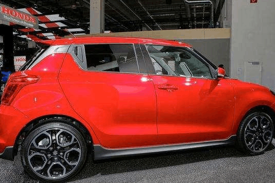 全新铃木雨燕来了, 新增1.4T, 油耗仅4升, 5万起还买啥飞度