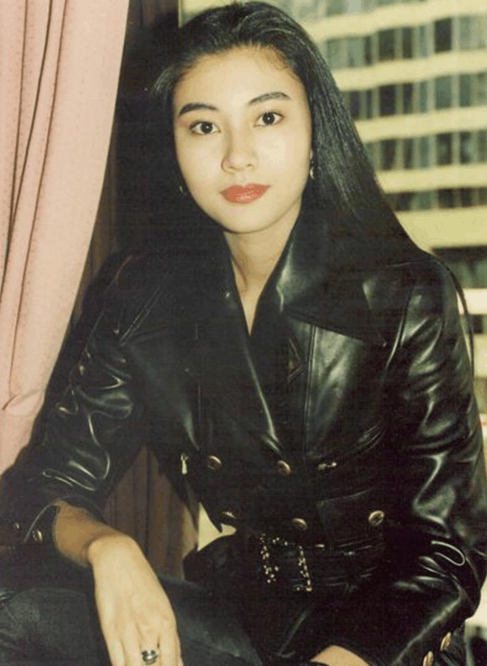 李嘉欣穿破烂牛仔裤,非常经典的文章,不看后悔