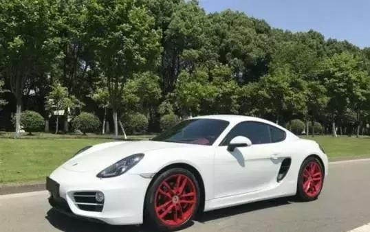 白菜价的保时捷都让人犯憷！原因究竟何在，只因为二手车市场水深吗！