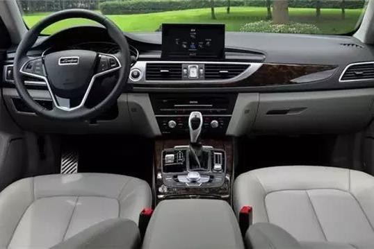 都让我买朗逸，我却怒提这车，老丈人开几天后想卖掉自己的迈腾！